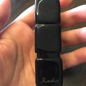 Guerlain kiss kiss lipstick 325